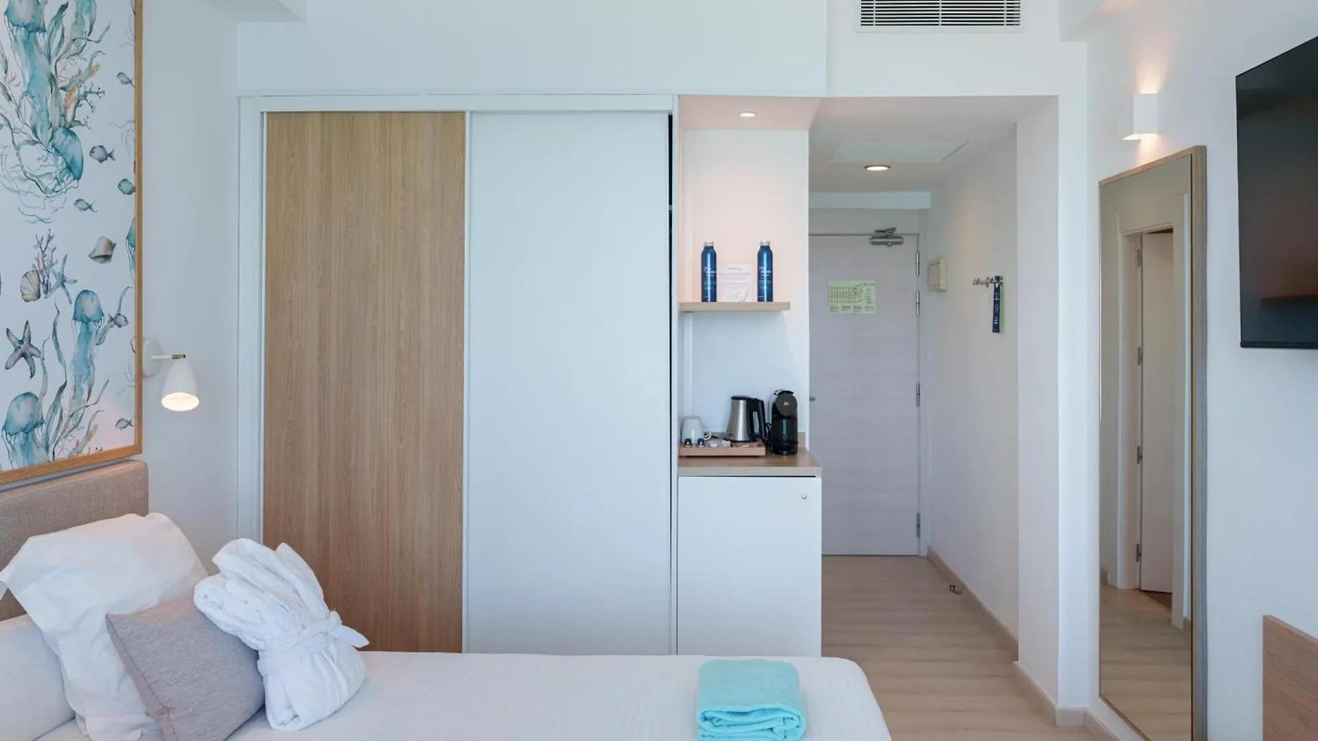 Ferrer Concord Hotel & Spa (Adults Only) Кан Пикафорт